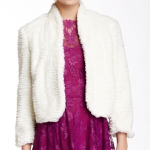 Cynthia Steffe Ivory Faux Fur Cropped Jacket Cream Open Front Blazer Sz Meduim